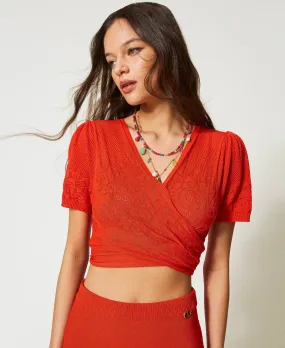 Top bolero con flores caladas